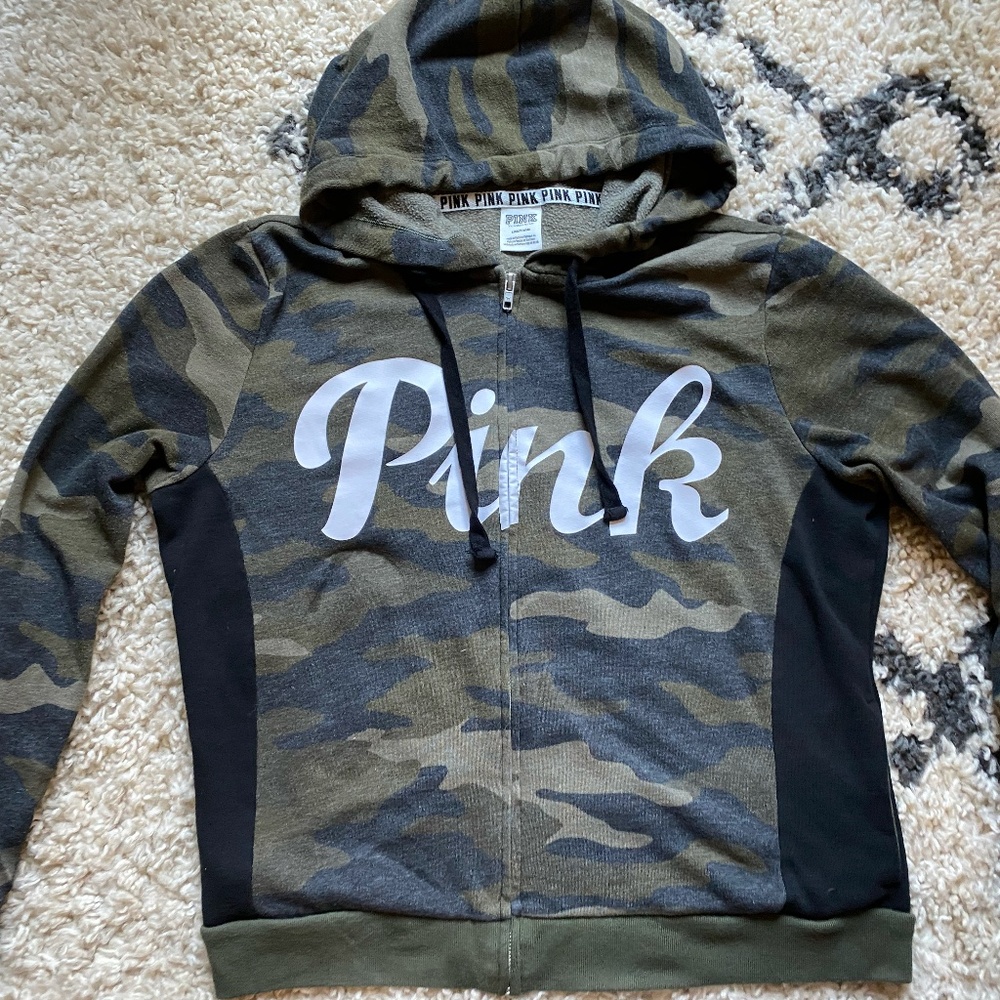 Camo VS PINK Sweatshirt, Zip up, Large